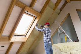 Best Batt and Roll Insulation  in Dyersville, IA